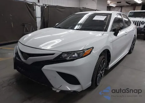 2020 Toyota Camry Se z USA, uszkodzony, nr VIN 4T1G11AK3LU935314